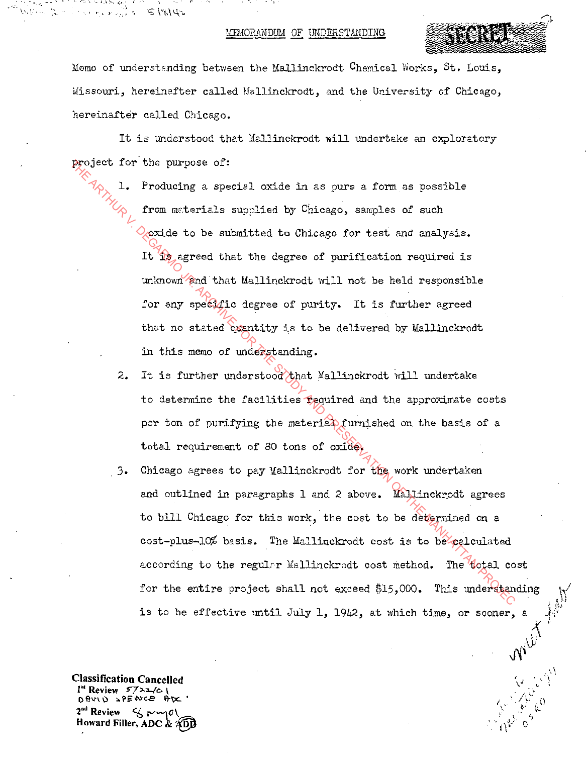 First page of the April 23, 1942 Memorandum of Understanding between Mallinckrodt Chemical Works and the University of Chicago, visibly marked SECRET.